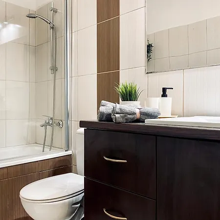 Premium For 6 People With Parking Next To Tauron Arena, Cracow Center *